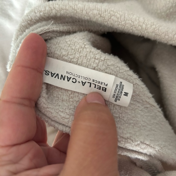 Cyclebar cropped hoodie - Picture 2 of 2